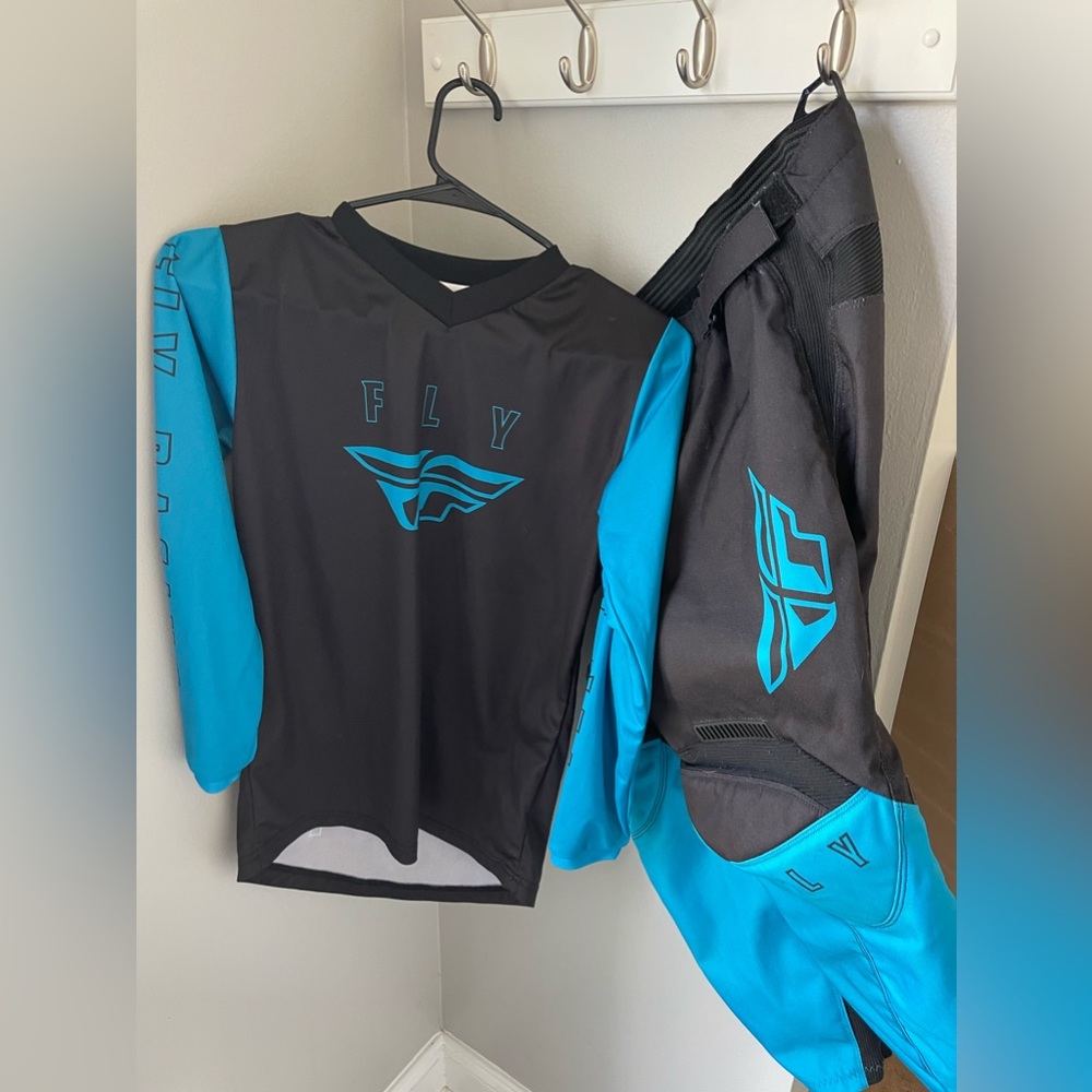 2021 Fly Racing Youth F-16 Pant/Jersey Set